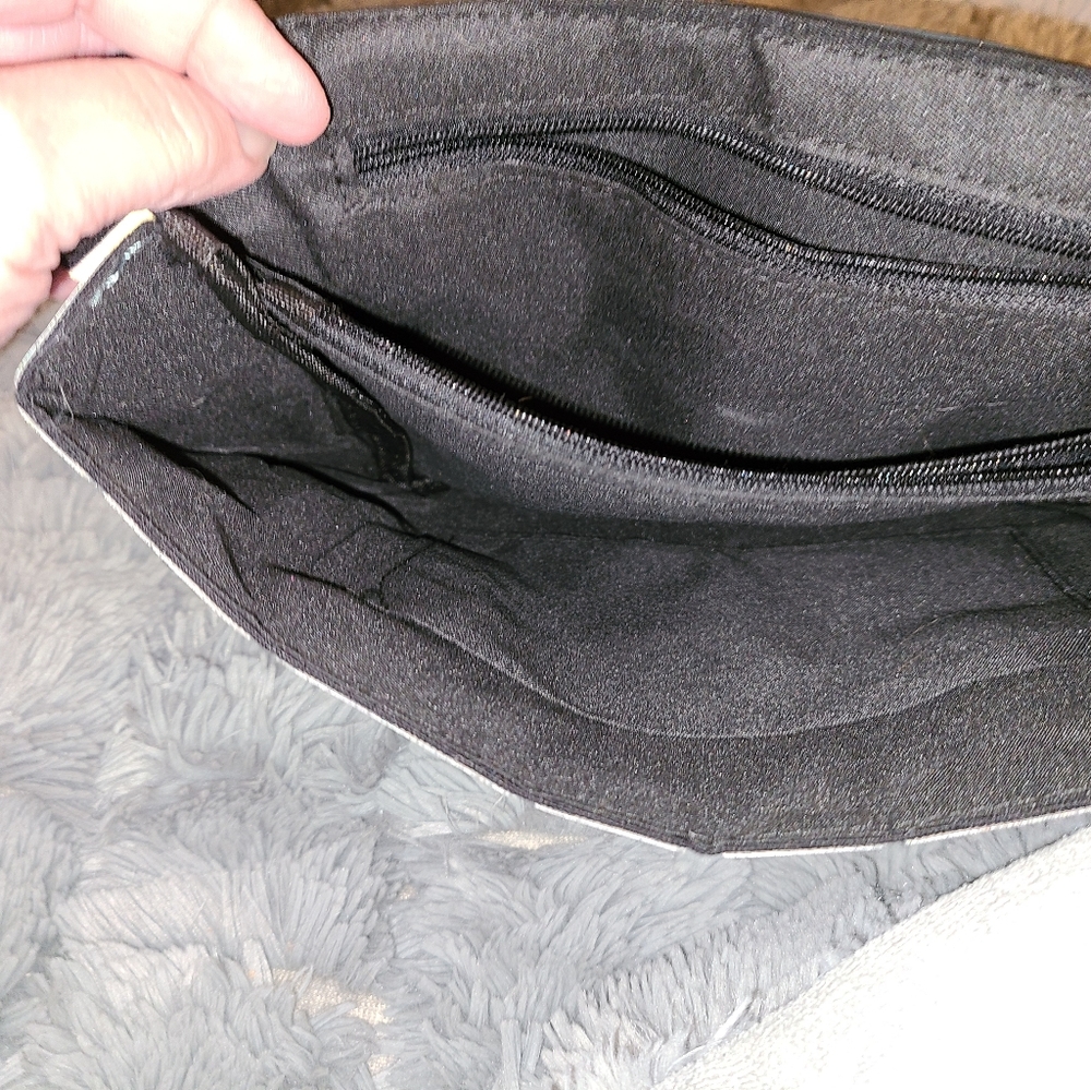 Geometric Reflective Clutch - Picture 6 of 7